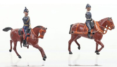 Britains mounted Royal Artillery Officers, 1930, - 2