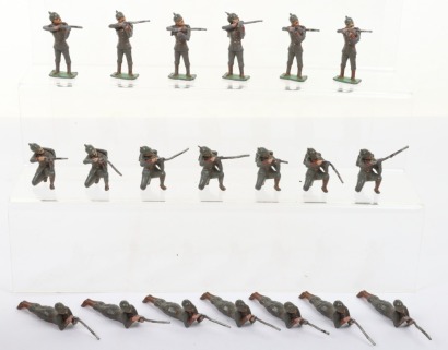 Heyde of similar 50mm solid cast German W.W.I Infantry,