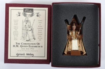 Rare Britains set 5891 Centenary Dinner gift Queen Elizabeth II on Coronation Throne,