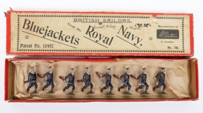 Britains boxed set 78 Royal Navy Bluejackets running at the trail, first version 1897,