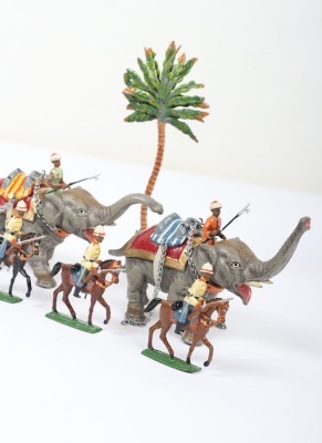 Rare Heyde No.2 size Indian Army elephant gun team, - 10