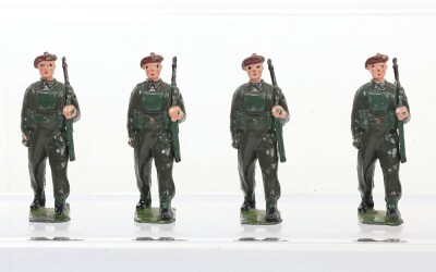 Britains 9740 Boxed 18&rdquo; Heavy Howitzer Gun - 2