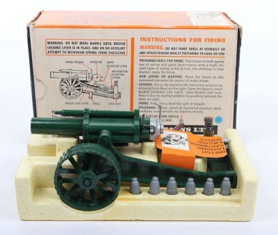 Britains 9740 Boxed 18&rdquo; Heavy Howitzer Gun - 6