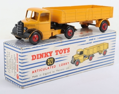 Dinky Toys 921 Bedford Articulated Lorry