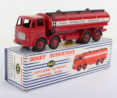 Dinky Supertoys boxed 943 Esso Leyland Octopus Tanker