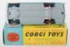 Corgi Toys 235 Oldsmobile Super 88 - 3