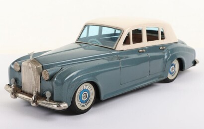 Bandai 767 (Japanese) Automobiles Of The World Rolls Royce Silver Cloud Sedan