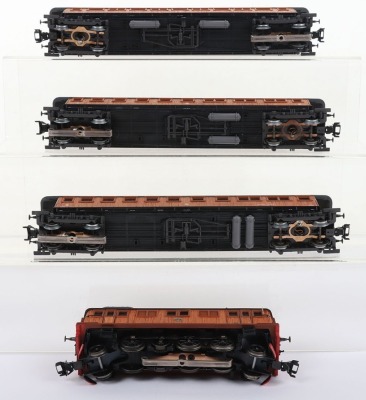 Marklin digital boxed HO gauge 2870 Swedish Historic Express Train of 1938, - 4
