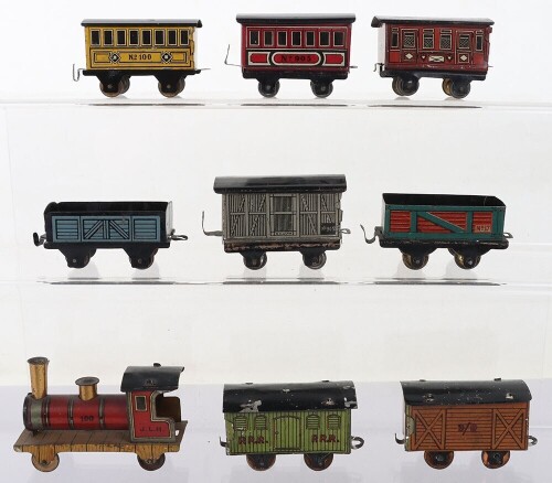 Hess (JLH) 100 series tinplate miniature floor train,