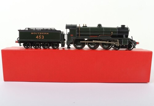 Lawrence Scale Models 00 gauge Finescale 4-6-0 Southern Railway &lsquo;King Arthur&rsquo; locomotive and tender,