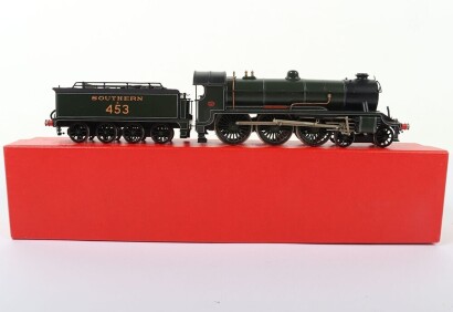 Lawrence Scale Models 00 gauge Finescale 4-6-0 Southern Railway &lsquo;King Arthur&rsquo; locomotive and tender,