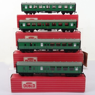 Hornby Dublo boxed Southern Region Passenger coaches, - 2