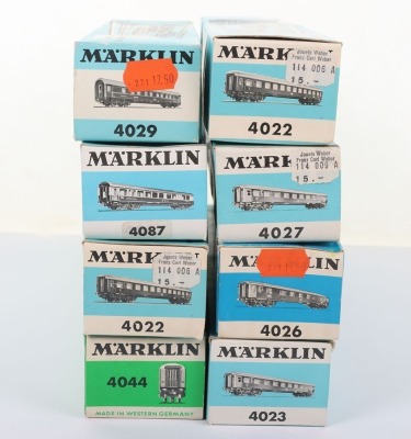 Marklin HO gauge boxed passenger coaches, - 2