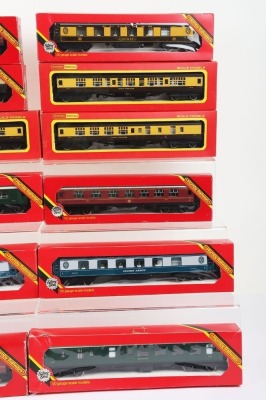 Twelve boxed Hornby Railway 00 gauge Passenger coaches, including Pullman car Lucille, four Great Western, Three Midland, two Golden Arrow and two Southern, (excellent condition, boxes good), (12). - 3