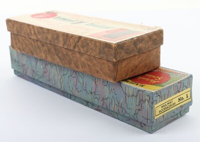 Hornby Series 0 gauge No.1 and No.3 Platform accessories, circa 1930, - 5