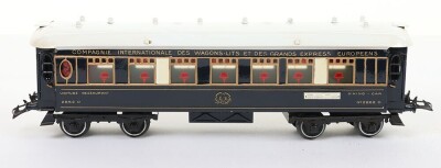 Hornby 0 gauge No.2 Special Tank engine and No.2 coaches, - 5