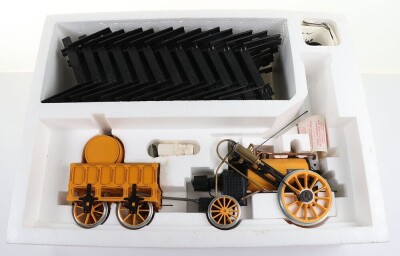 Hornby Railways 3 &frac12; inch gauge Stephensons Rocket Real Steam set - 2