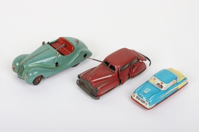 Joustra (French) No.2002 Tinplate Clockwork Car, red body, tin printed detail, in good complete original working condition, missing key approx. L.13cms, Schuco Examico 4001 tinplate clockwork car, in working original condition, missing steering wheel & ke