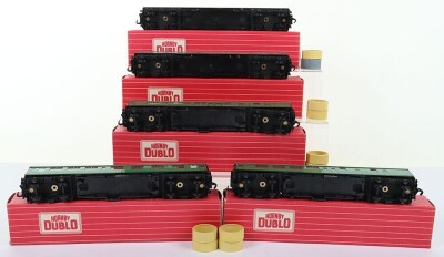 Five Hornby-Dublo 2-Rail Boxed Super Detail S.R. Green Corridor Coaches - 3