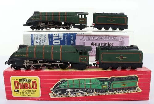 Hornby Dublo 2-rail boxed 2211 Streamlined &lsquo;Golden Fleece&rsquo; locomotive and tender