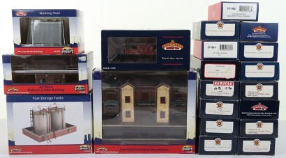 Bachmann passenger coaches,