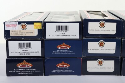 Bachmann passenger coaches, - 2
