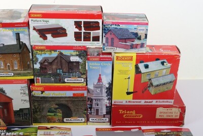 Hornby 00 gauge boxed Track side Buildings, - 3