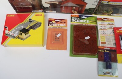Hornby 00 gauge boxed Track side Buildings, - 4