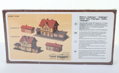 Fleischmann boxed N gauge passenger coaches and rolling stock, - 4