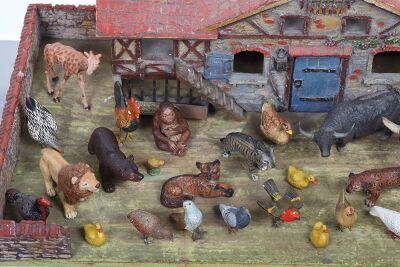 Elastolin 15130 Farm House and a selection of animals, 1930s, - 5