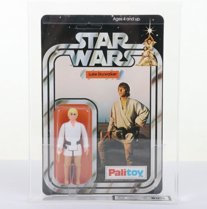 Scarce Vintage Star Wars Luke Skywalker Farmboy action figure Palitoy 12 Back moc cardedUKG Graded 85% 1978.