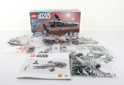 Scarce Lego Star Wars 75383 Darth Maul's Sith Infiltrator Set complete boxed.