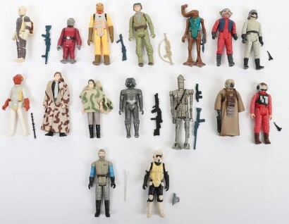 Sixteen Vintage Star Wars Action Figures Kenner.