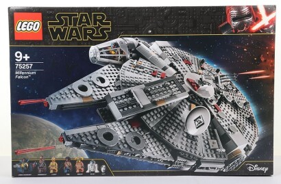 Star Wars Lego 75257 Millennium Falcon sealed set.