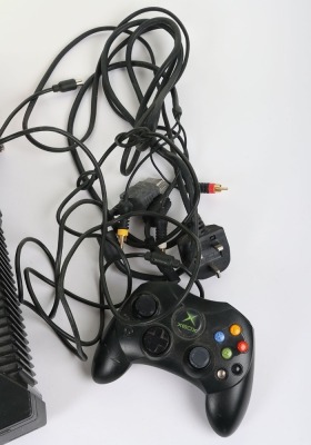 XBOX Console Boxed with games. - 4