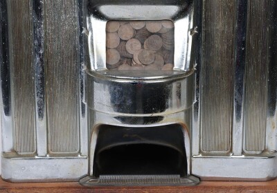 O.D. Jennings 'The Governor' 1961 One Arm Bandit Slot Fruit Machine. - 11