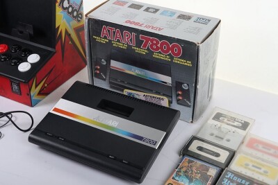 Collection of Atari Computers, Consoles and Accessories. - 19