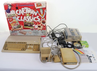 Commodore Amiga 500 console boxed with games.