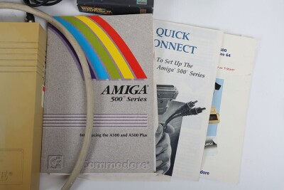 Commodore Amiga 500 console boxed with games. - 5