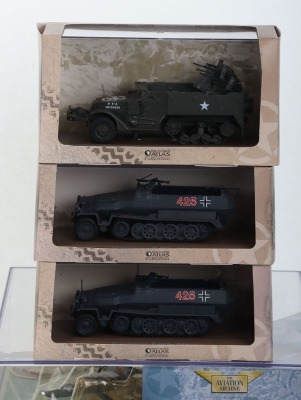 Collection of Thirteen Military Models. - 4