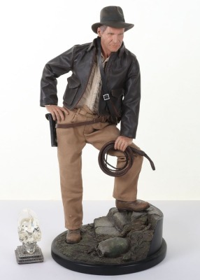 Scarce Indiana Jones Sideshow Statue figure boxed.