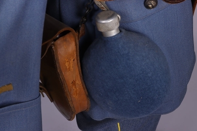 WW1 French Gas Officers Full Uniform Display. - 4