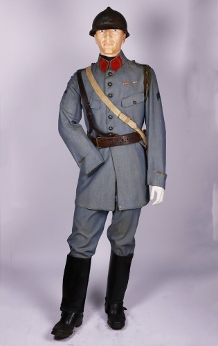 WW1 French Artillery Full Uniform Display