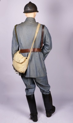 WW1 French Artillery Full Uniform Display - 6