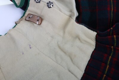 Cameron Highlanders Kilt - 9