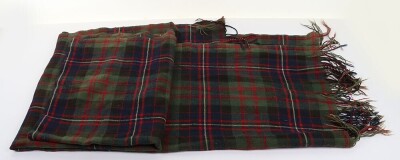 Early Cameron Highlanders Tartan Plaid. - 4