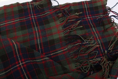 Early Cameron Highlanders Tartan Plaid. - 5