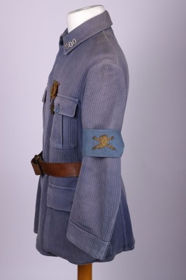 Rare WW1 French Tank / Armoured Regiment Officers Uniform of Tunic, Trousers and Kepi, - 7