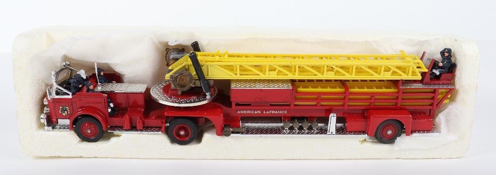 Corgi Major Toys 1143 American LaFrance Aerial Rescue Truck Fire