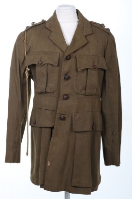 WW1 British Officers Shoulder Rank Tunic.